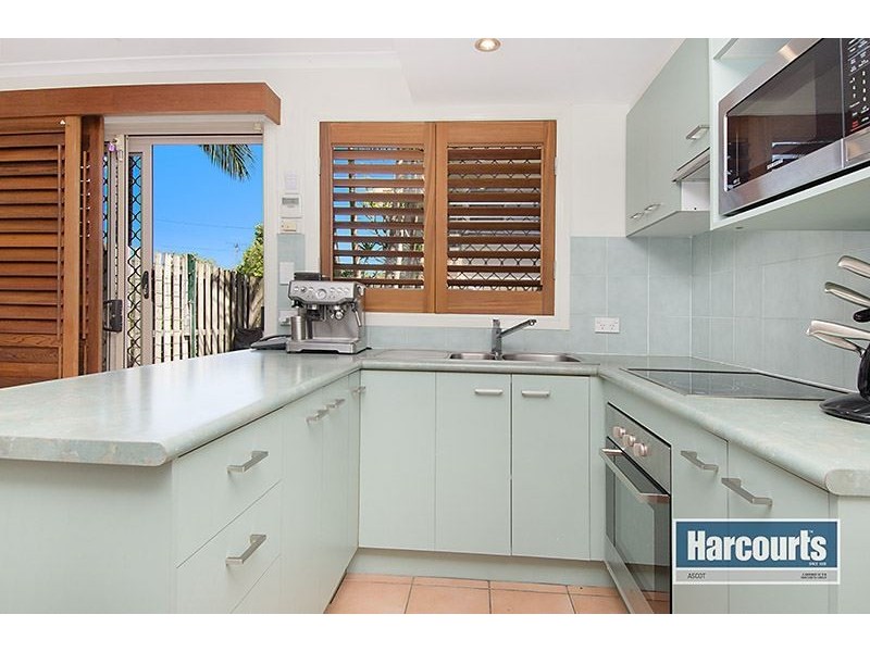 2/98 Dobson Street, Ascot QLD 4007