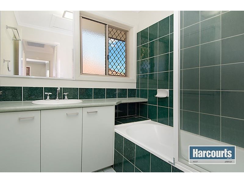 2/98 Dobson Street, Ascot QLD 4007