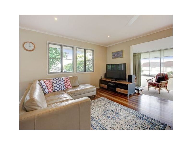 22 Benedict Street, Wavell Heights QLD 4012