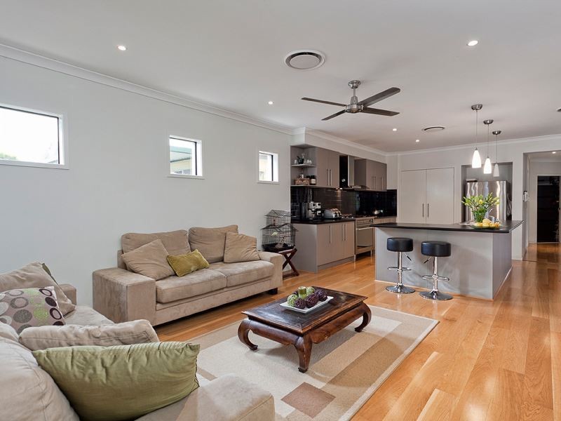 12 Barrhead Street, Wavell Heights QLD 4012