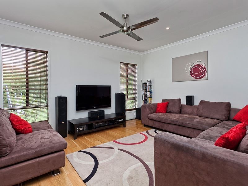 12 Barrhead Street, Wavell Heights QLD 4012