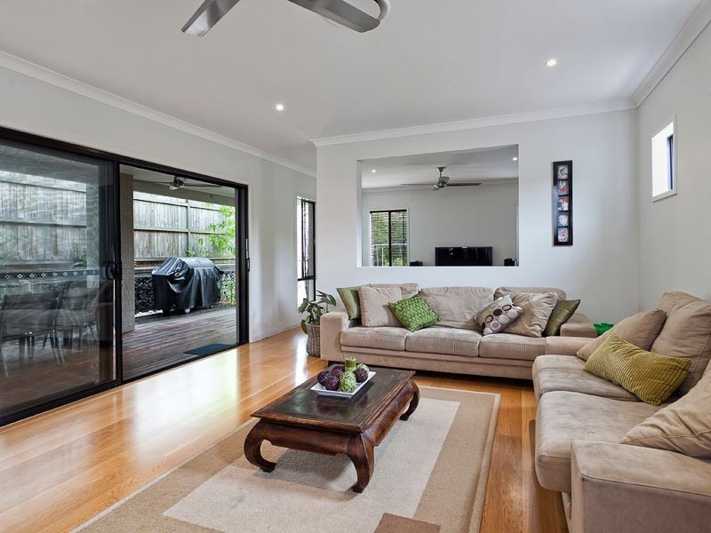12 Barrhead Street, Wavell Heights QLD 4012