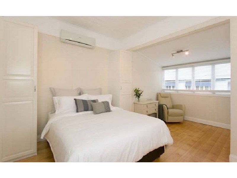 52 Bradshaw St, Lutwyche QLD 4030