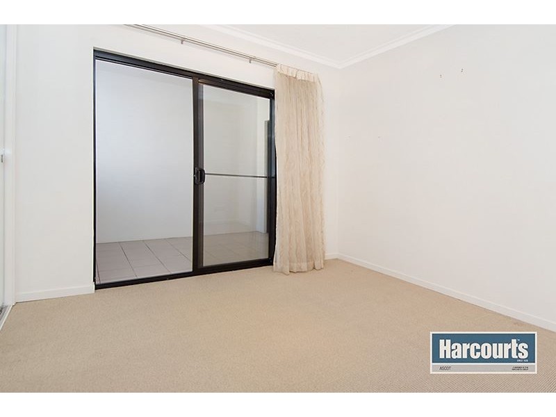 4/98 Racecourse Road, Ascot QLD 4007