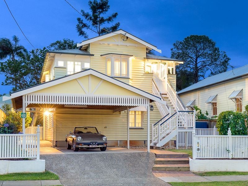 32 Bowley Street, Hendra QLD 4011