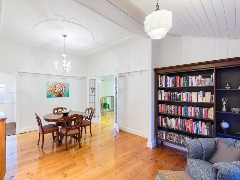 32 Bowley Street, Hendra QLD 4011