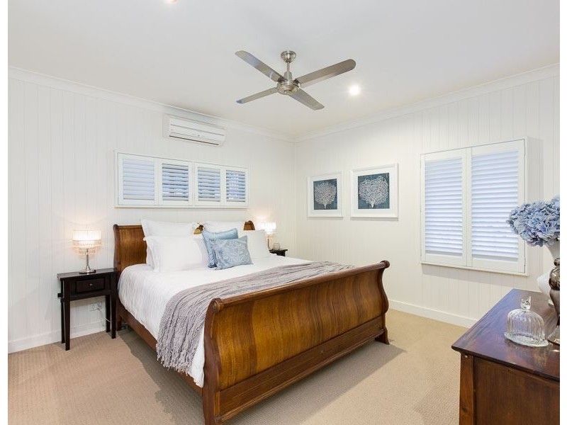 32 Bowley Street, Hendra QLD 4011