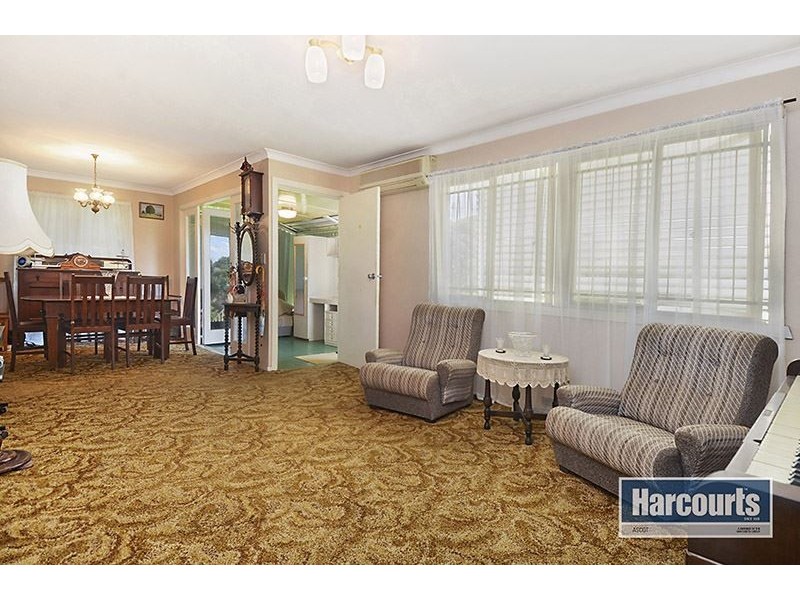 17 Benedict Street, Wavell Heights QLD 4012