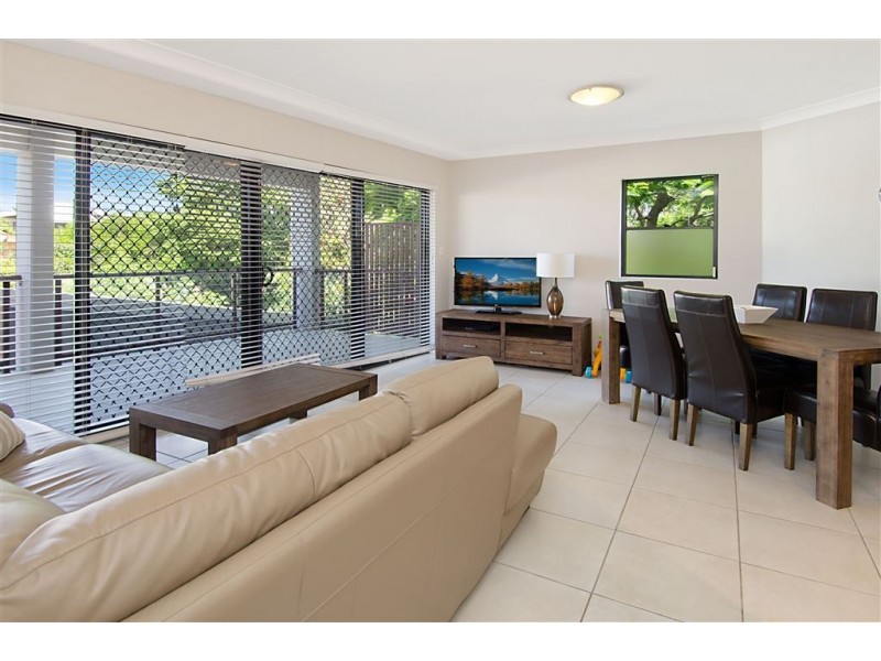 3/94 Nudgee Road, Hamilton QLD 4007