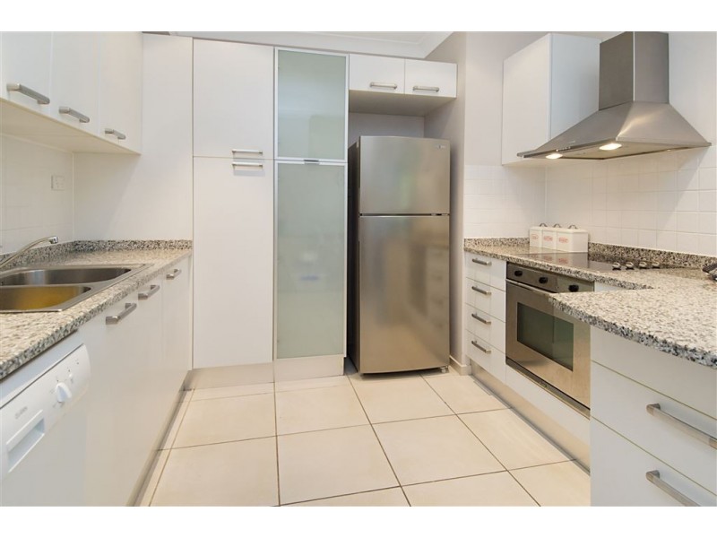 3/94 Nudgee Road, Hamilton QLD 4007