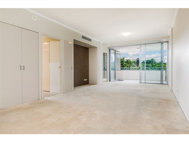 7032/7 Parkland Boulevard, Brisbane City QLD 4000