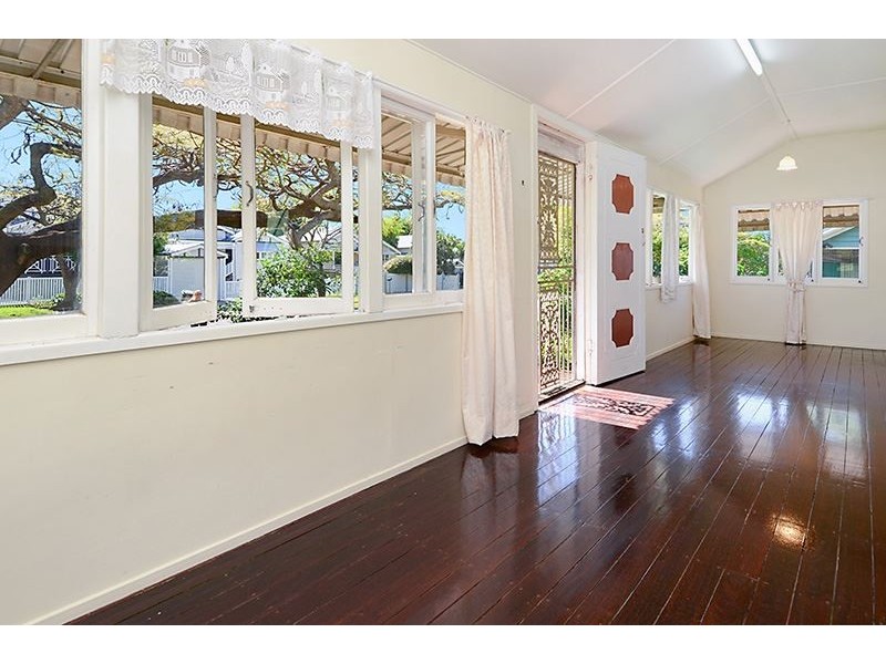 84 Harding Street, Hendra QLD 4011