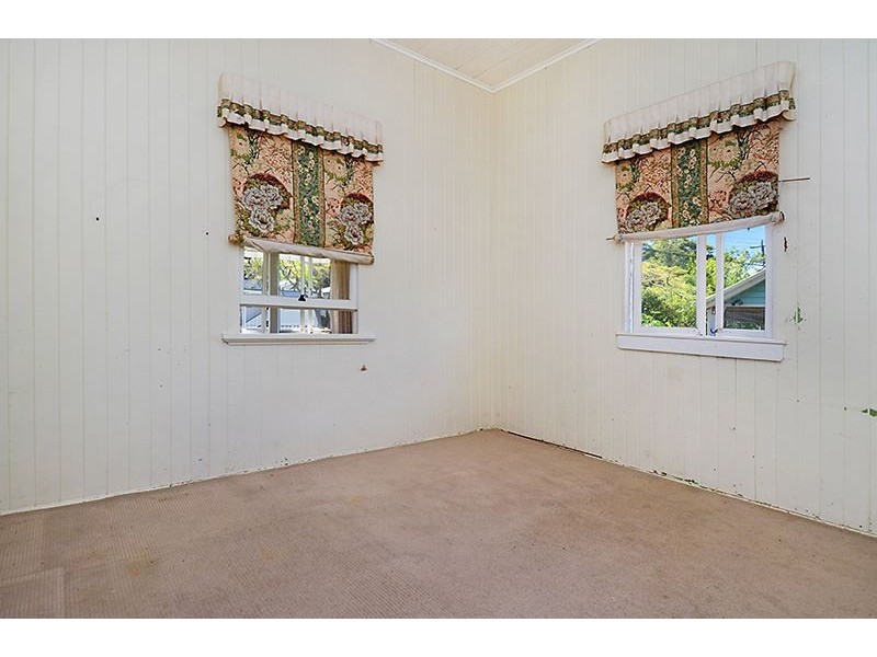 84 Harding Street, Hendra QLD 4011