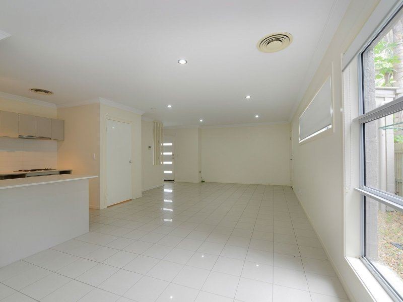 10/9 Windsor Street, Hamilton QLD 4007