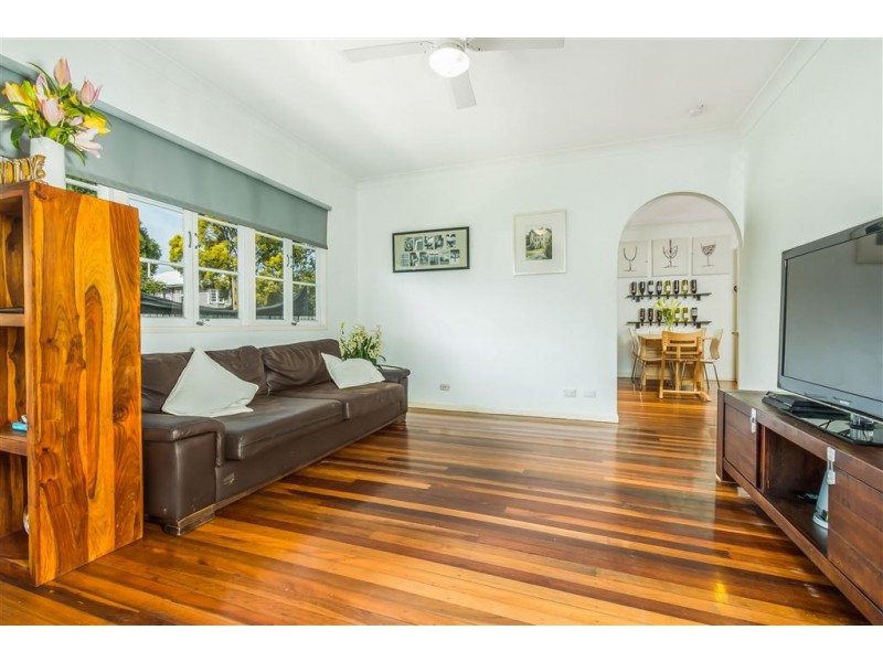 8 Beor Street, Chermside QLD 4032