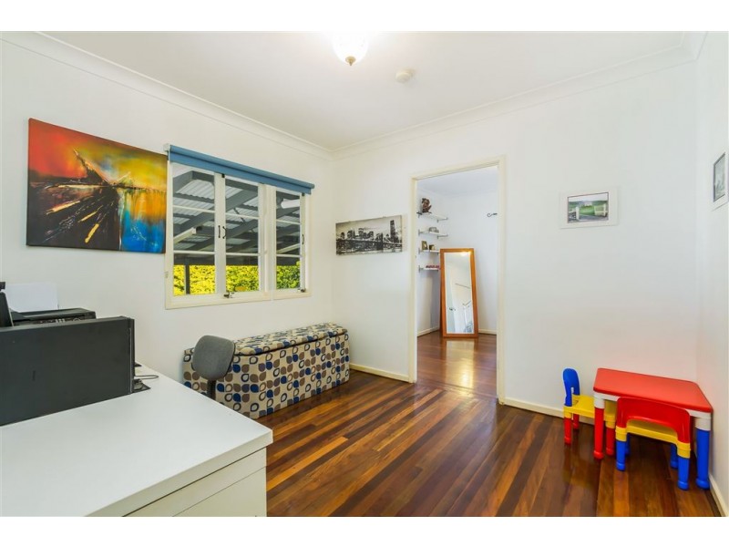 8 Beor Street, Chermside QLD 4032