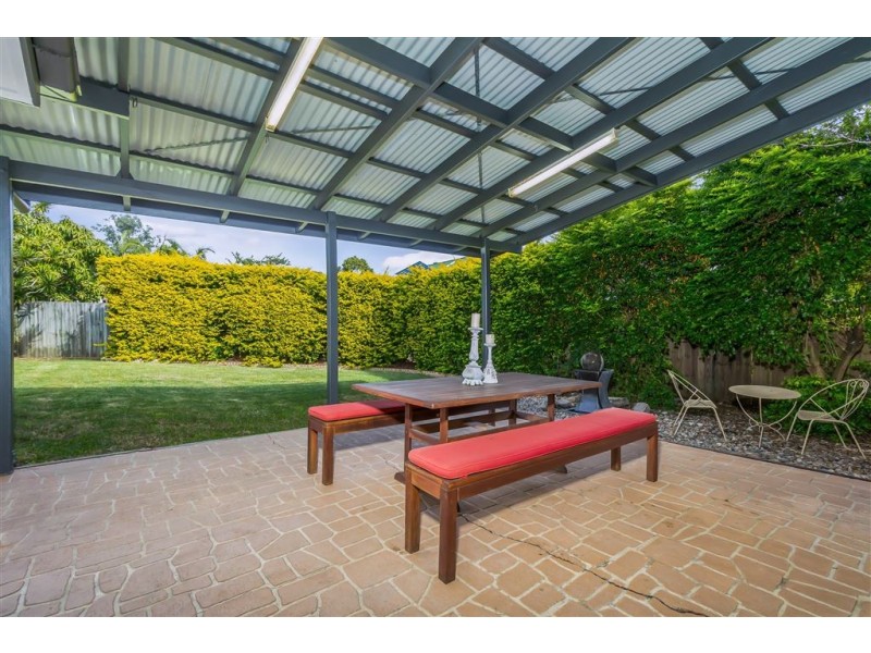 8 Beor Street, Chermside QLD 4032