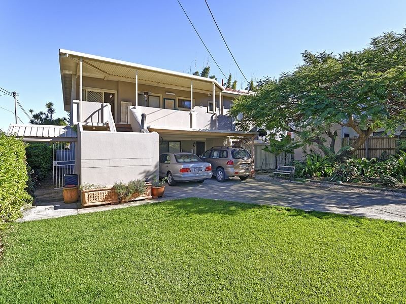 20 Windsor Street, Hamilton QLD 4007