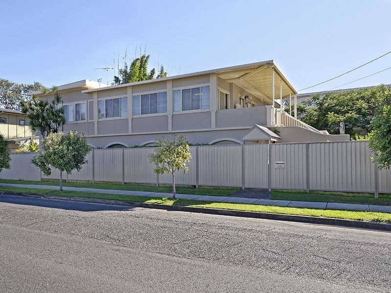 20 Windsor Street, Hamilton QLD 4007