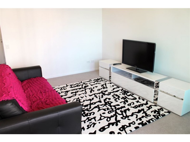 21001/8 Harbour Road, Hamilton QLD 4007