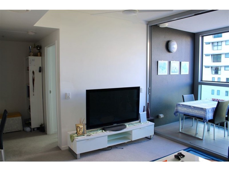 10312/8 Harbour Road, Hamilton QLD 4007