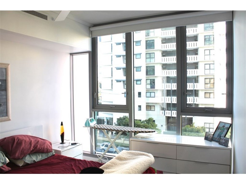 10312/8 Harbour Road, Hamilton QLD 4007