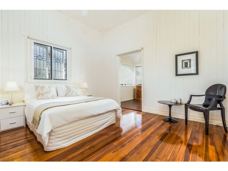 12 Howie Street, Clayfield QLD 4011