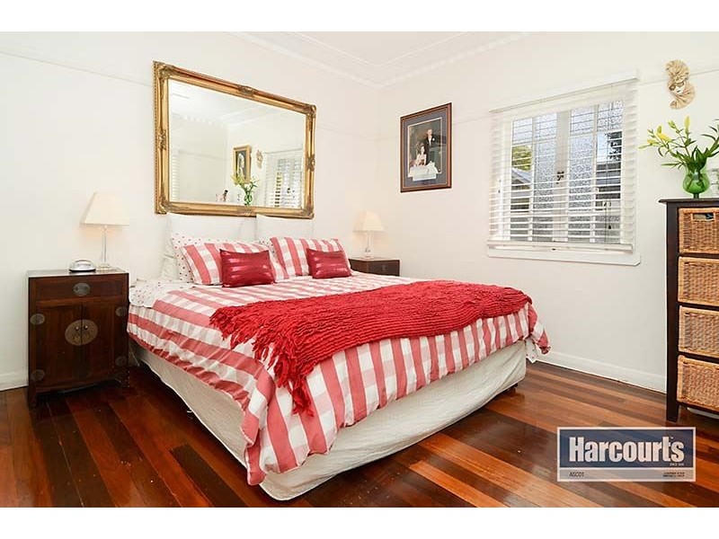 12 Fordham Street, Wavell Heights QLD 4012