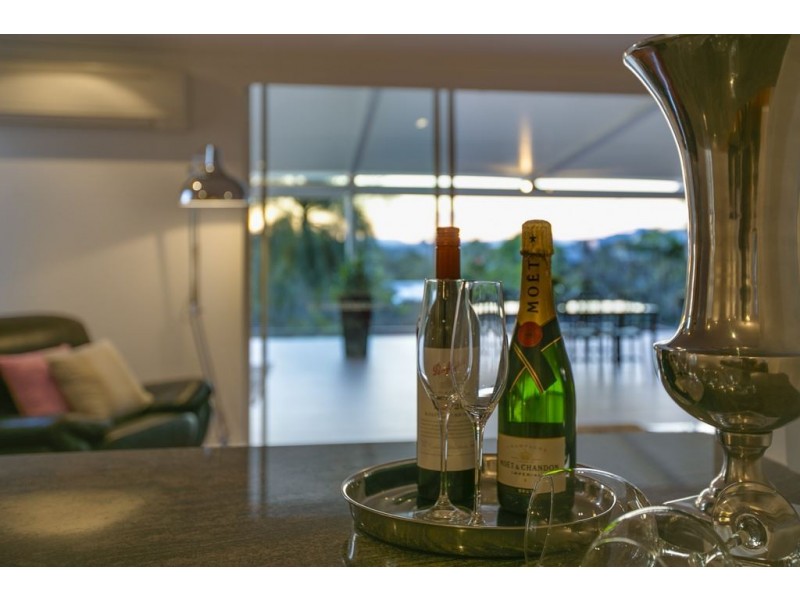 26 Mikado Street, Hamilton QLD 4007