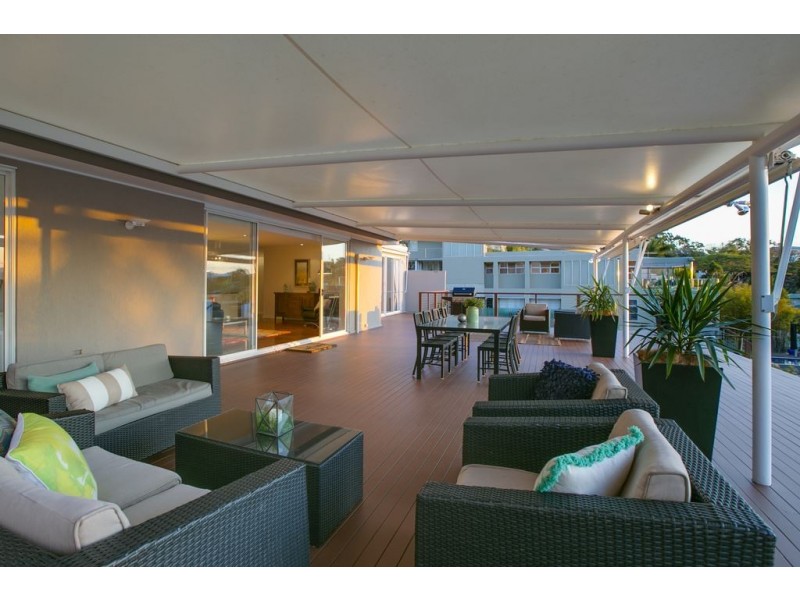 26 Mikado Street, Hamilton QLD 4007