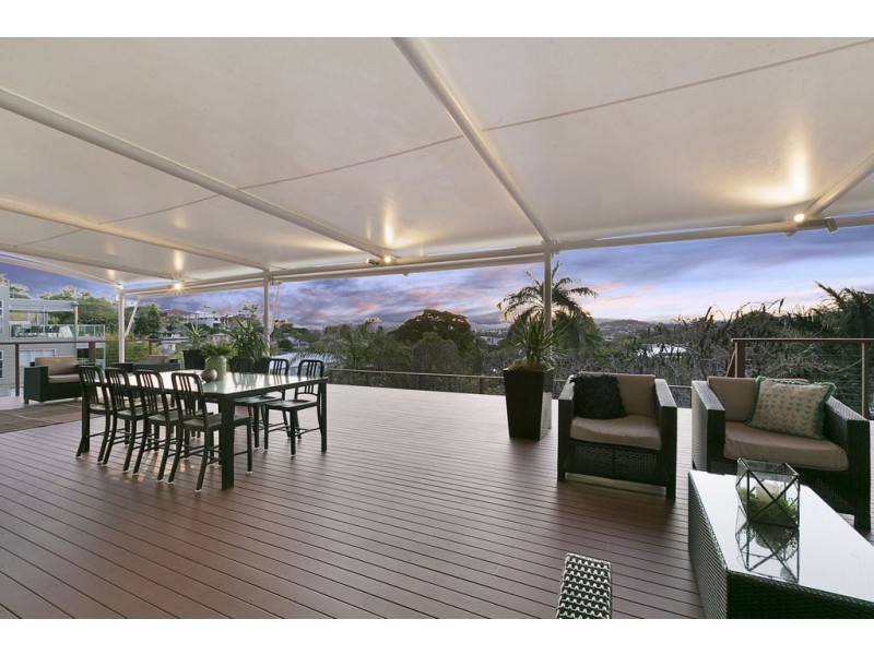 26 Mikado Street, Hamilton QLD 4007