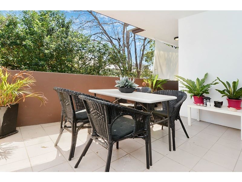 6/98 Racecourse Road, Ascot QLD 4007