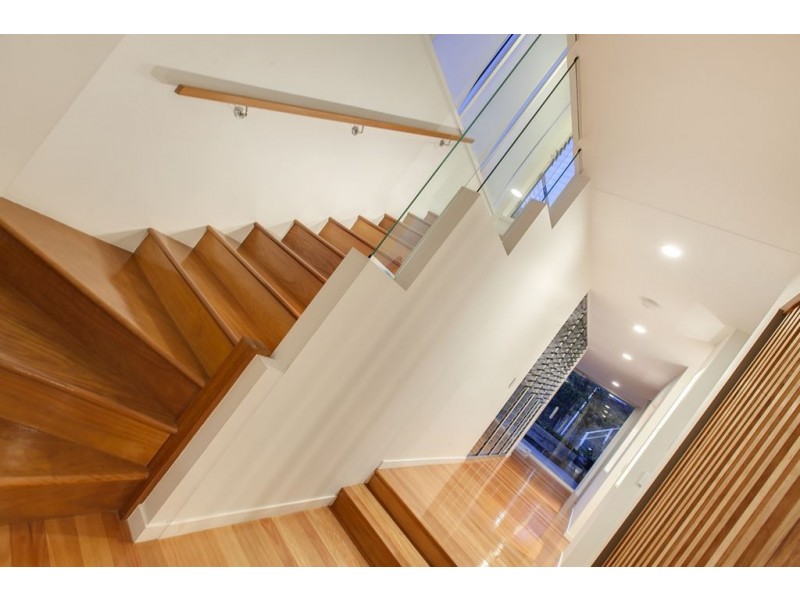 18 Mikado Street, Hamilton QLD 4007