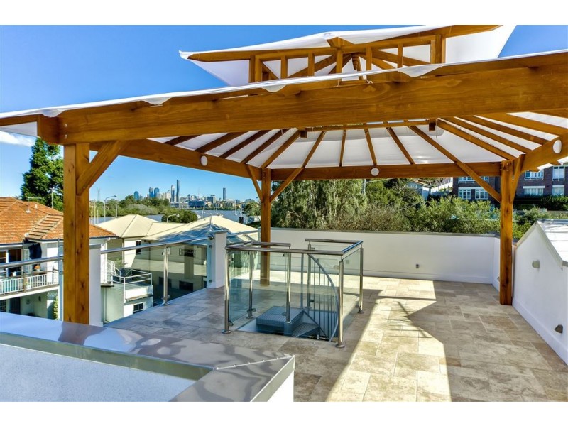 3 Crescent Road, Hamilton QLD 4007