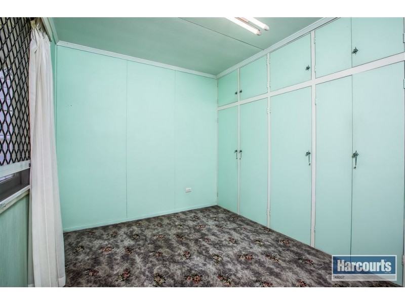 20 Winchester Street, Hamilton QLD 4007