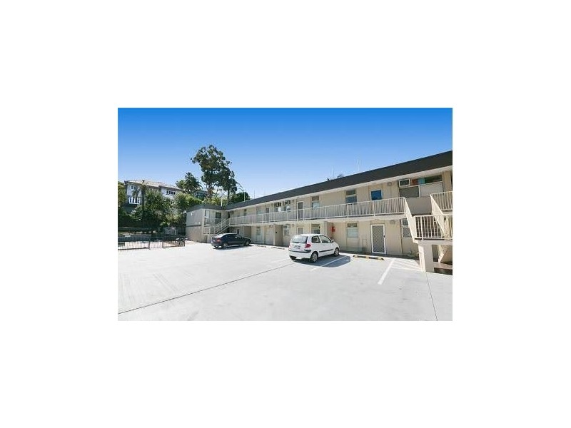 17/256 Kingsford Smith Drive, Hamilton QLD 4007