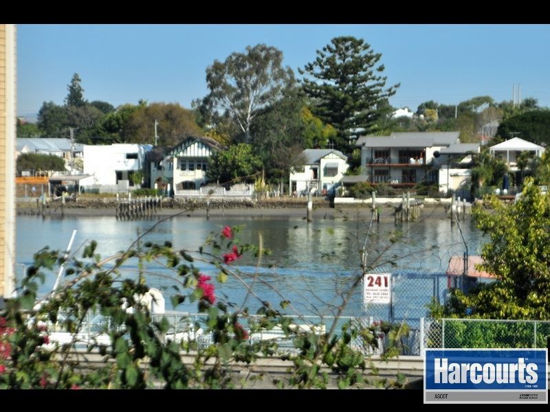 17/256 Kingsford Smith Drive, Hamilton QLD 4007