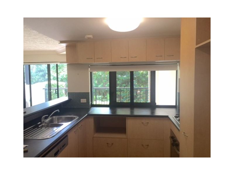 9/41 Rossiter Parade, Hamilton QLD 4007