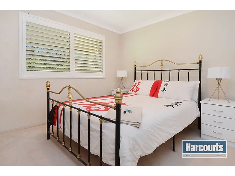 2/102 Racecourse Road, Ascot QLD 4007