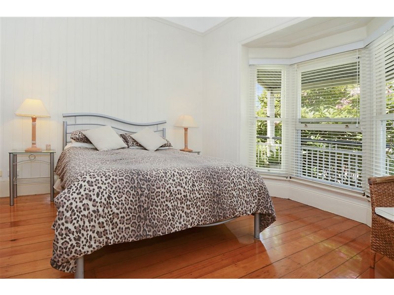 41 Winchester Street, Hamilton QLD 4007