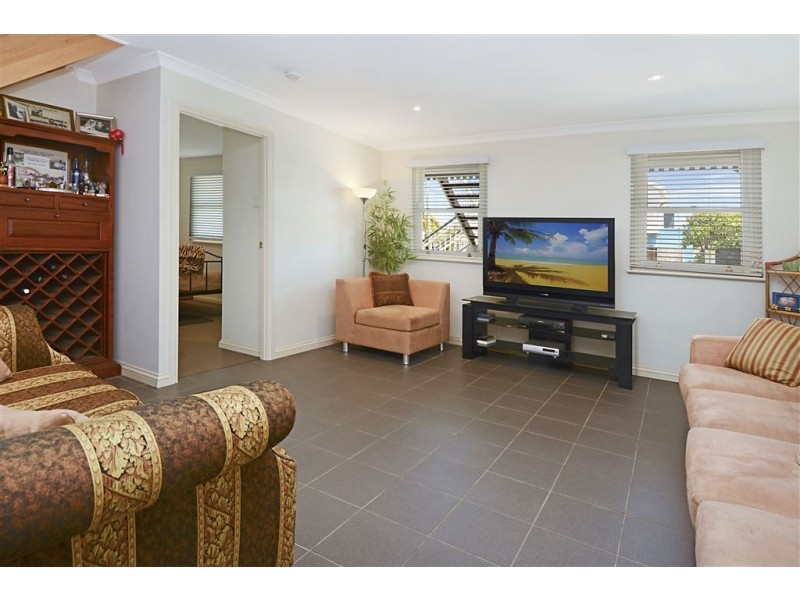 41 Winchester Street, Hamilton QLD 4007