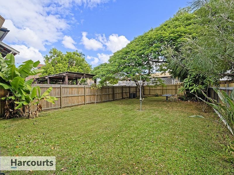 50 Nudgee Road, Hamilton QLD 4007