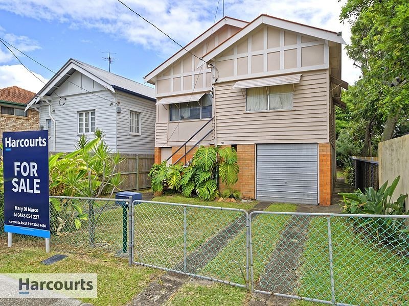 50 Nudgee Road, Hamilton QLD 4007