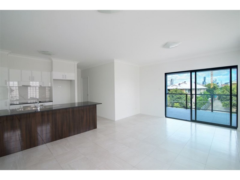 2-4/42 LeGeyt Street, Windsor QLD 4030