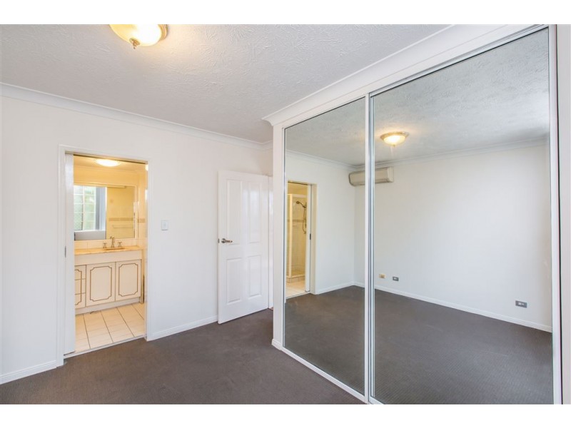 1/43 Silva Street, Ascot QLD 4007