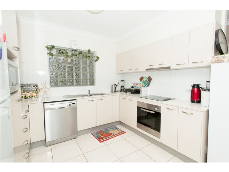 3/60 Sparkes Street, Chermside QLD 4032