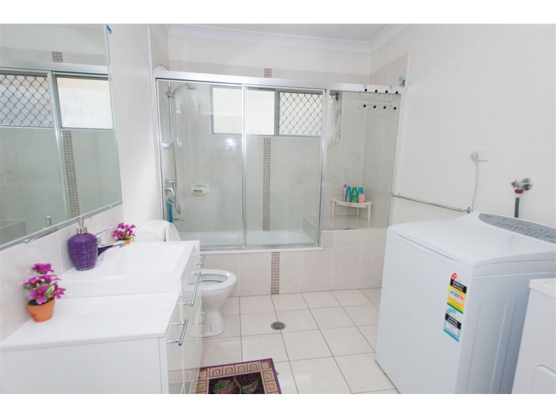 3/60 Sparkes Street, Chermside QLD 4032