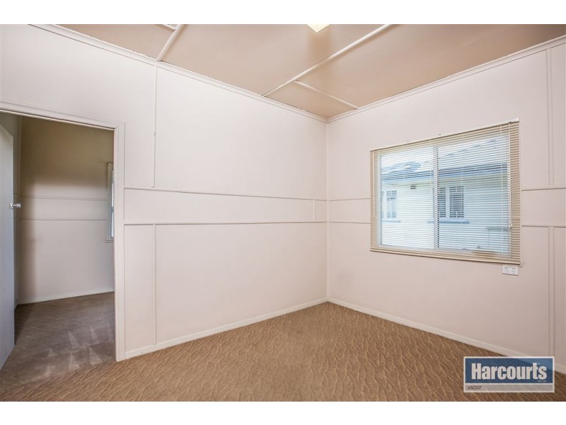 811 Nudgee Road, Northgate QLD 4013