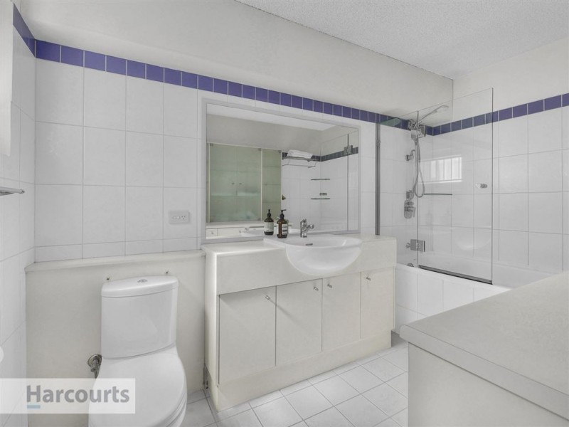 2/136 Kingsford Smith Drive, Hamilton QLD 4007