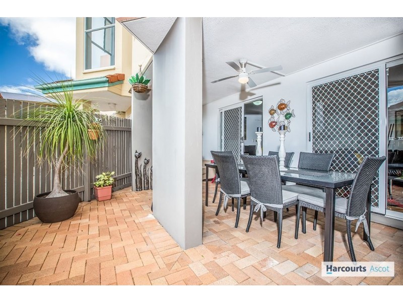 2/79 Dobson Street, Ascot QLD 4007